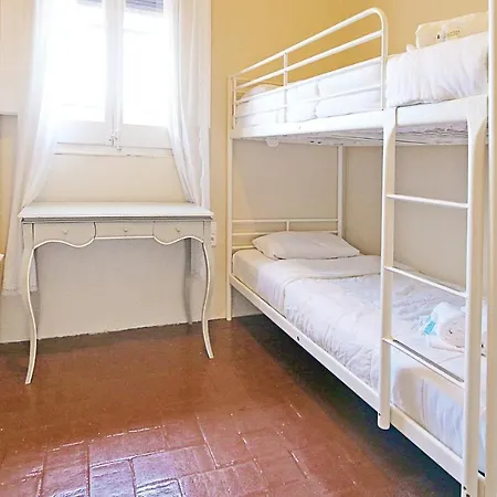 Holiday home 10 Bedroom Cozy In Vilanova Del Valles