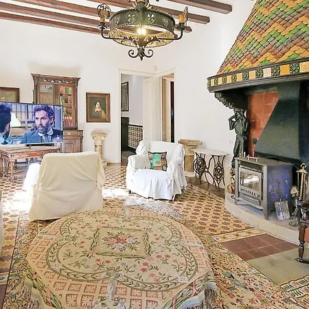 10 Bedroom Cozy In Vilanova Del Valles *
